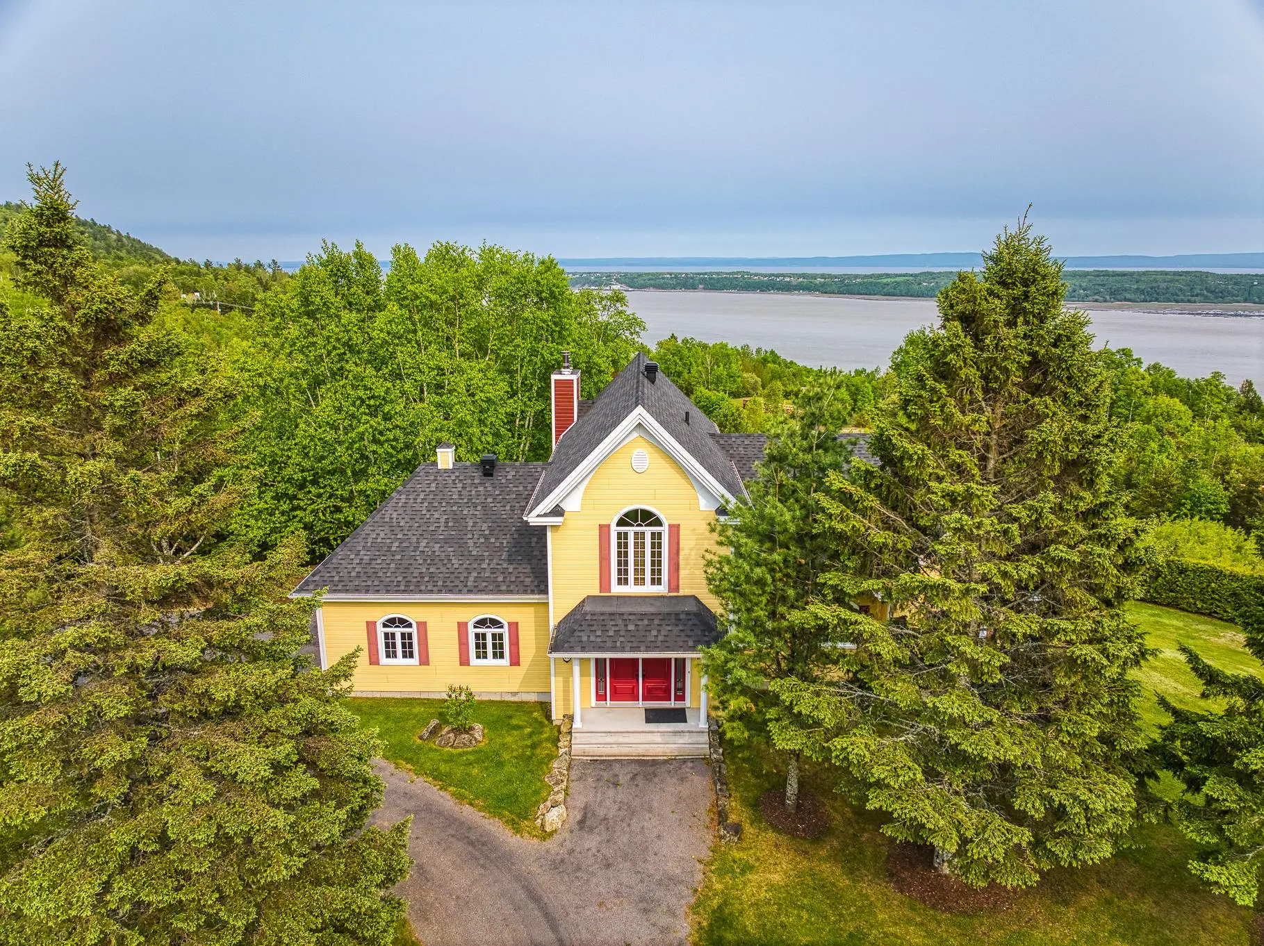 48 Rue du Noroît, Baie-Saint-Paul — photo 1