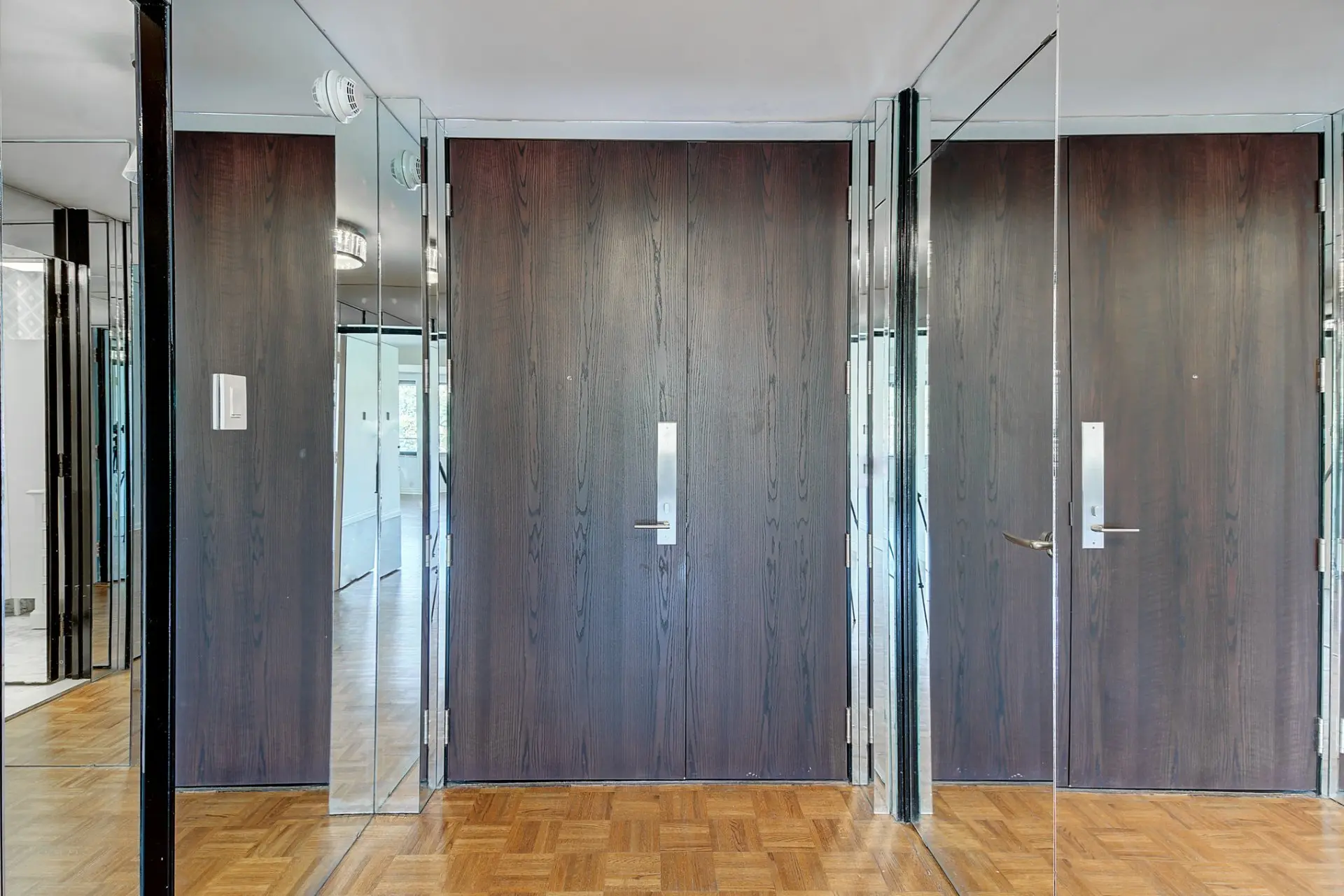 1455 Rue Sherbrooke O., # 1701 — photo 2