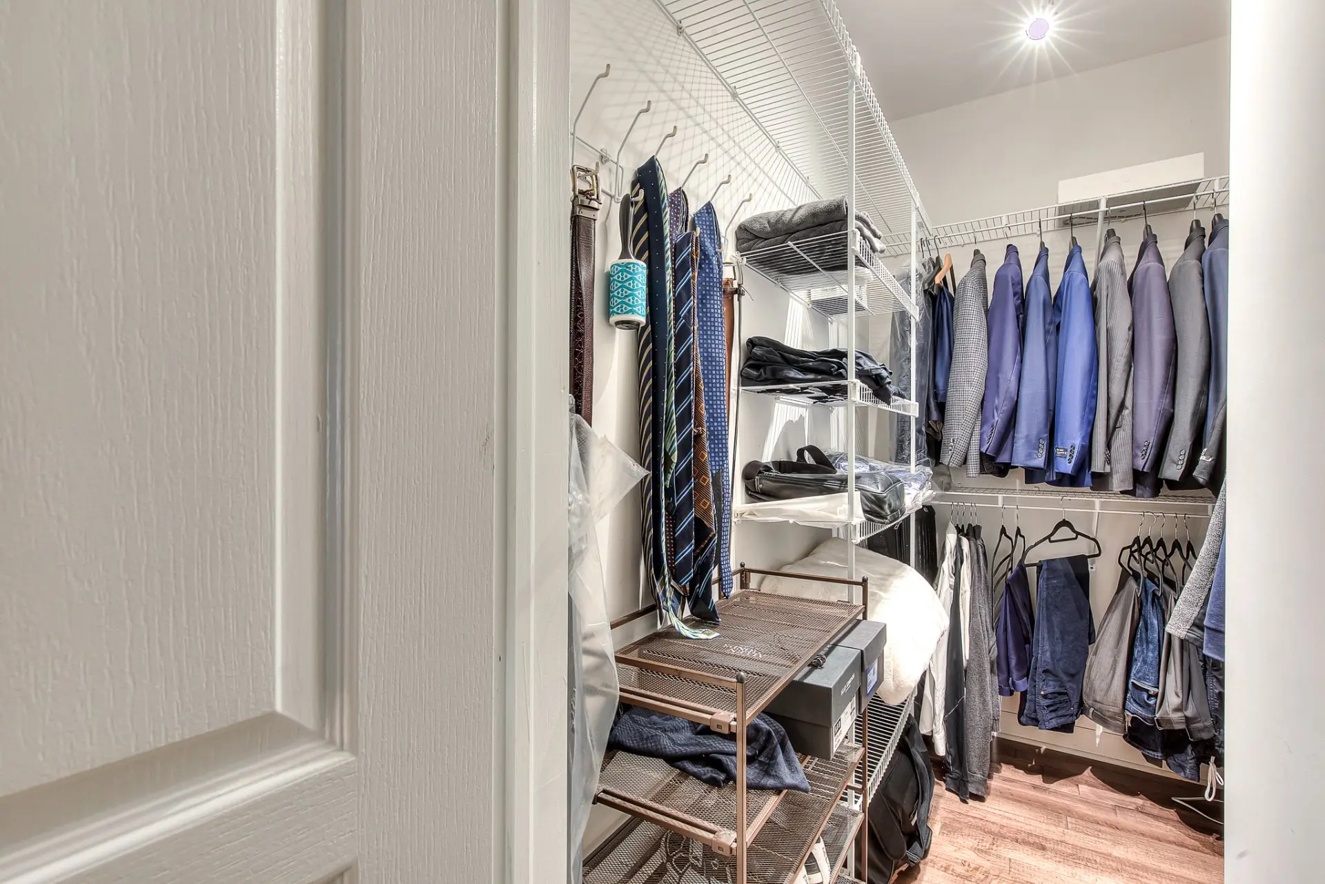 Walk-in closet