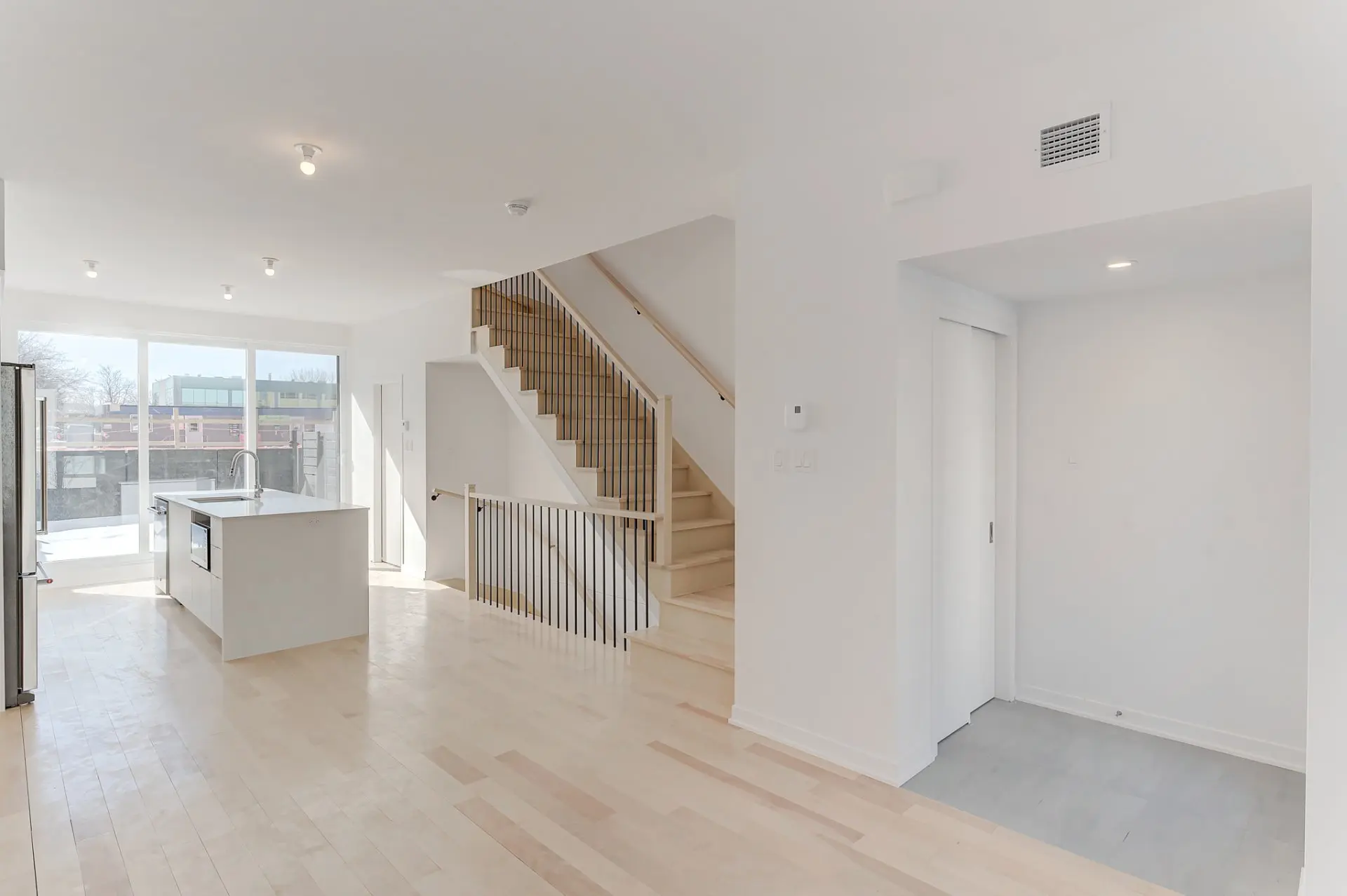 4831 Rue Gilford — photo 1