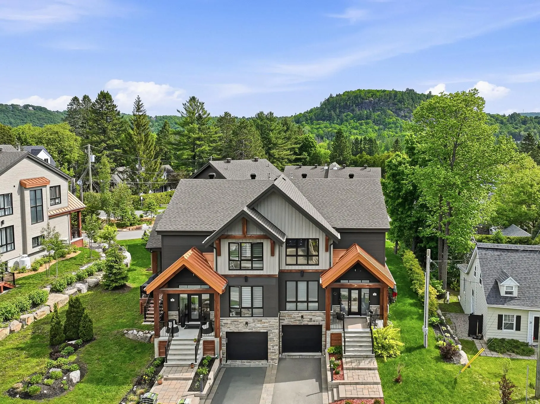 71 Av. Desjardins, Saint-Sauveur — photo 1