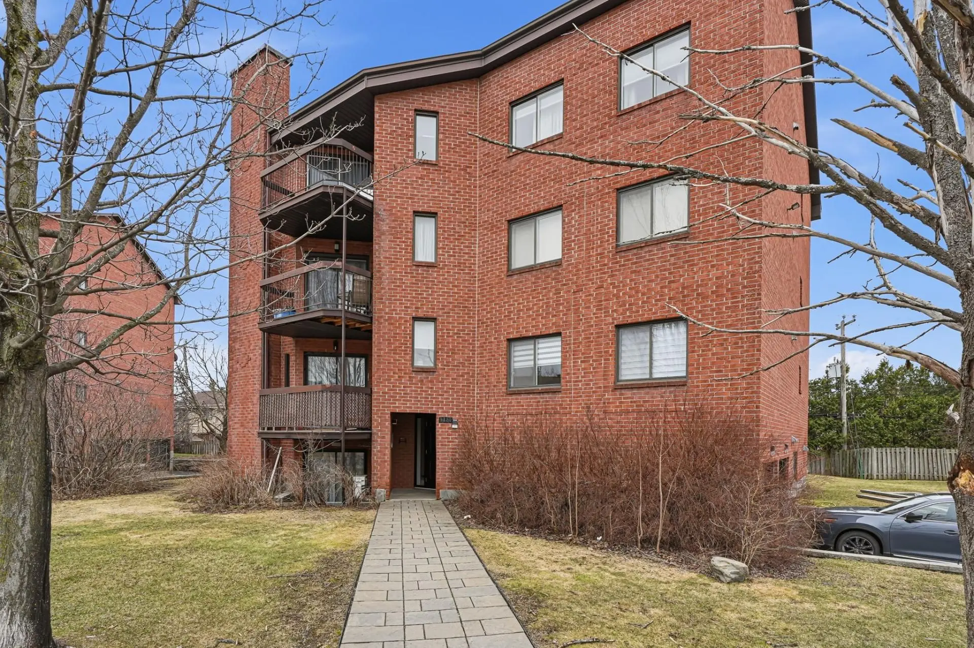 9420 Av. Cérès, # 2 — photo 1