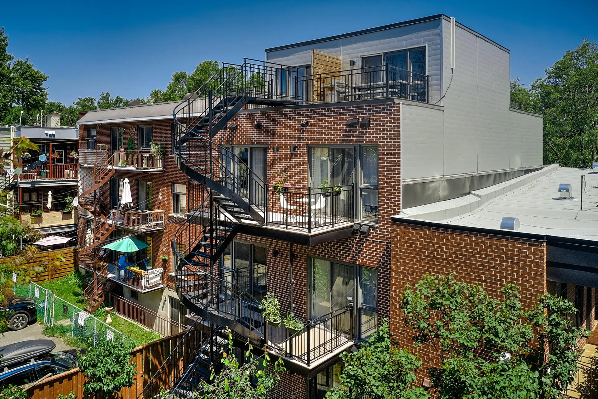 4272 Rue De Brébeuf — photo 3
