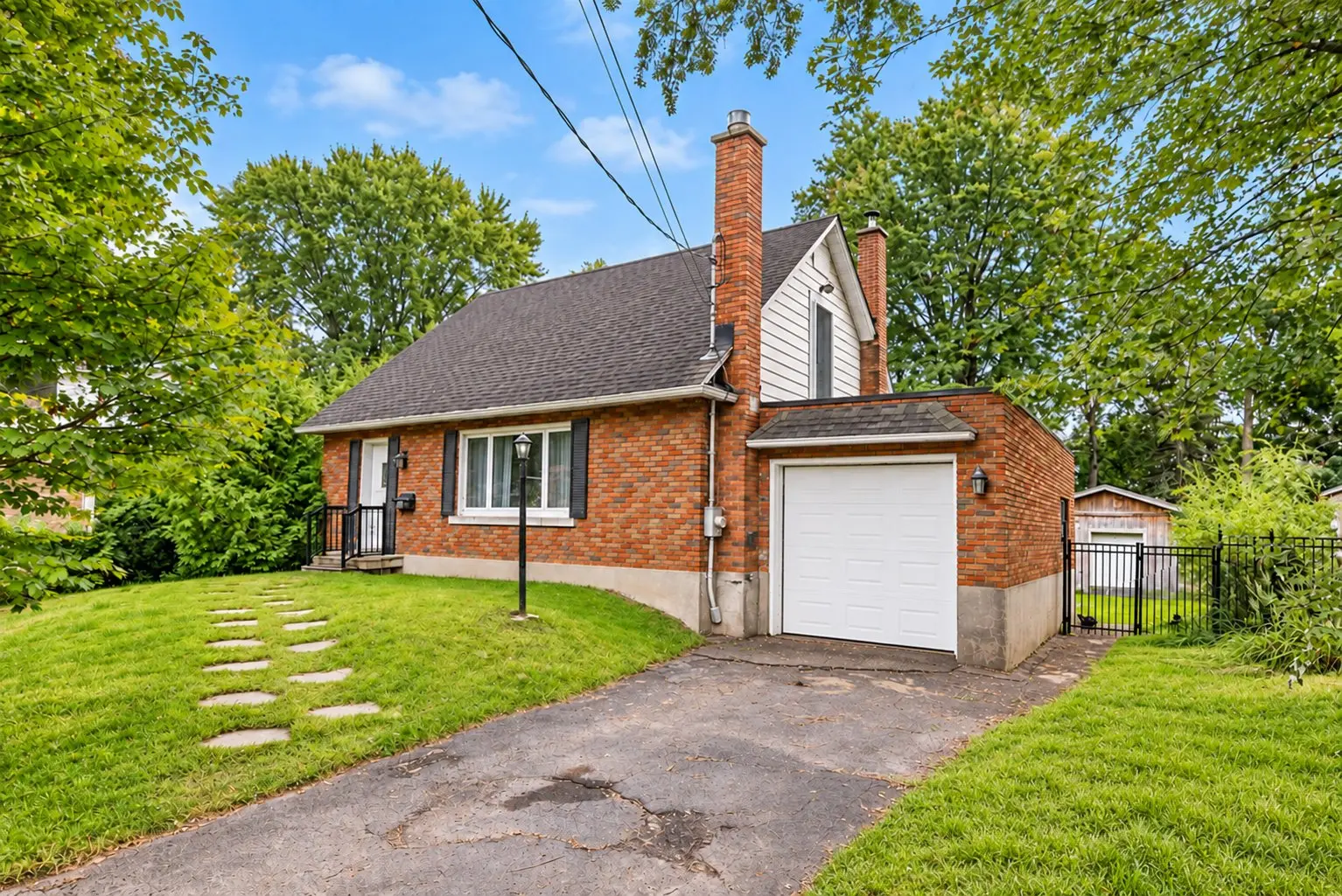17 Rue Irénée-Auclaire, Chambly — photo 1