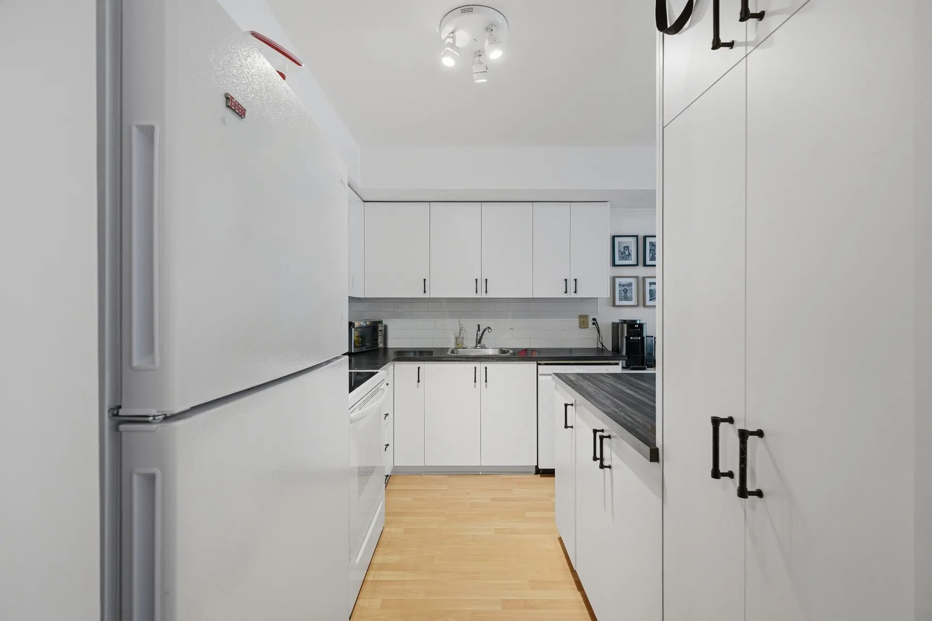 1038 Place Pierre-Dupaigne — photo 3