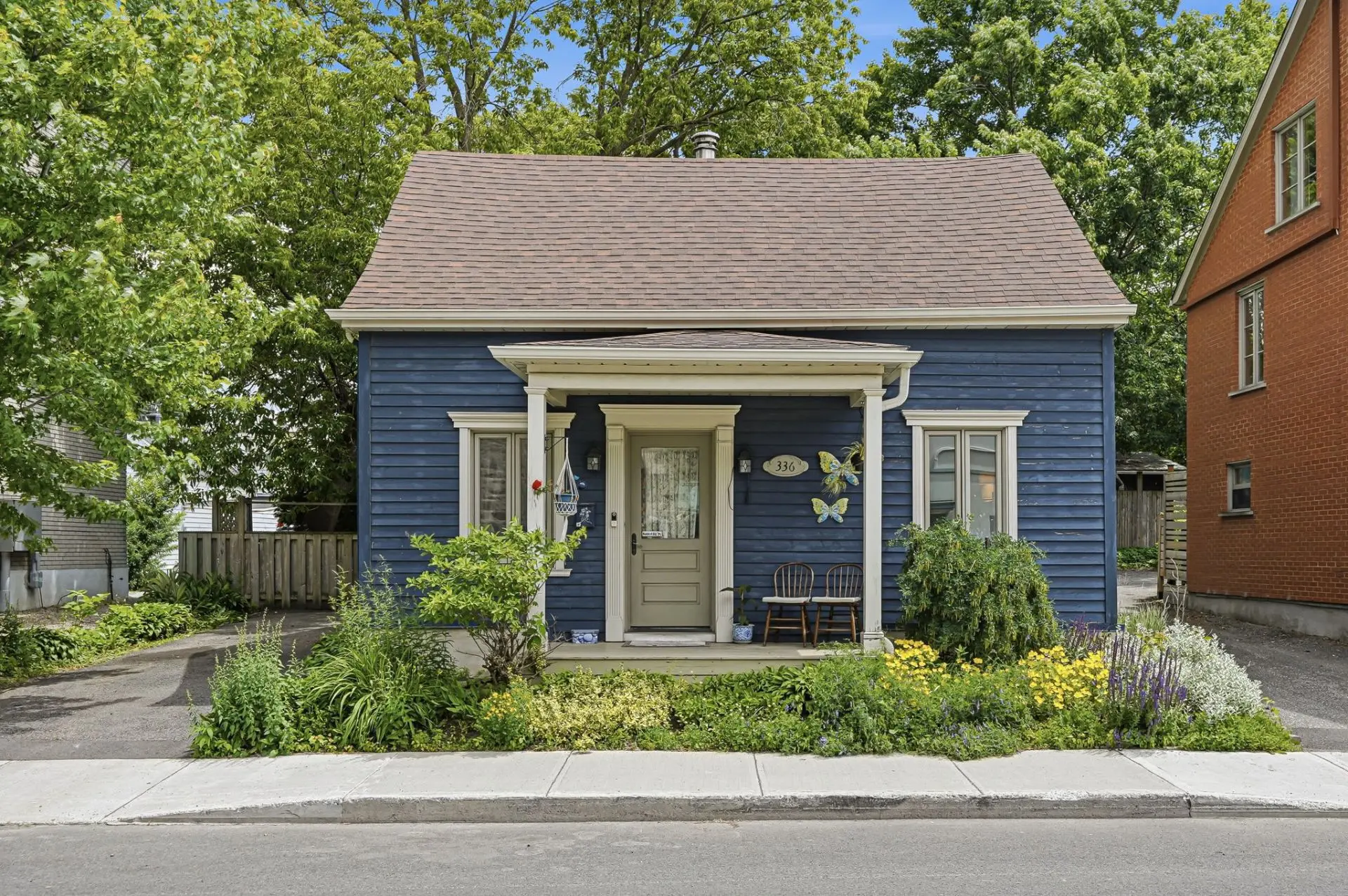 336 Rue de Longueuil — photo 1