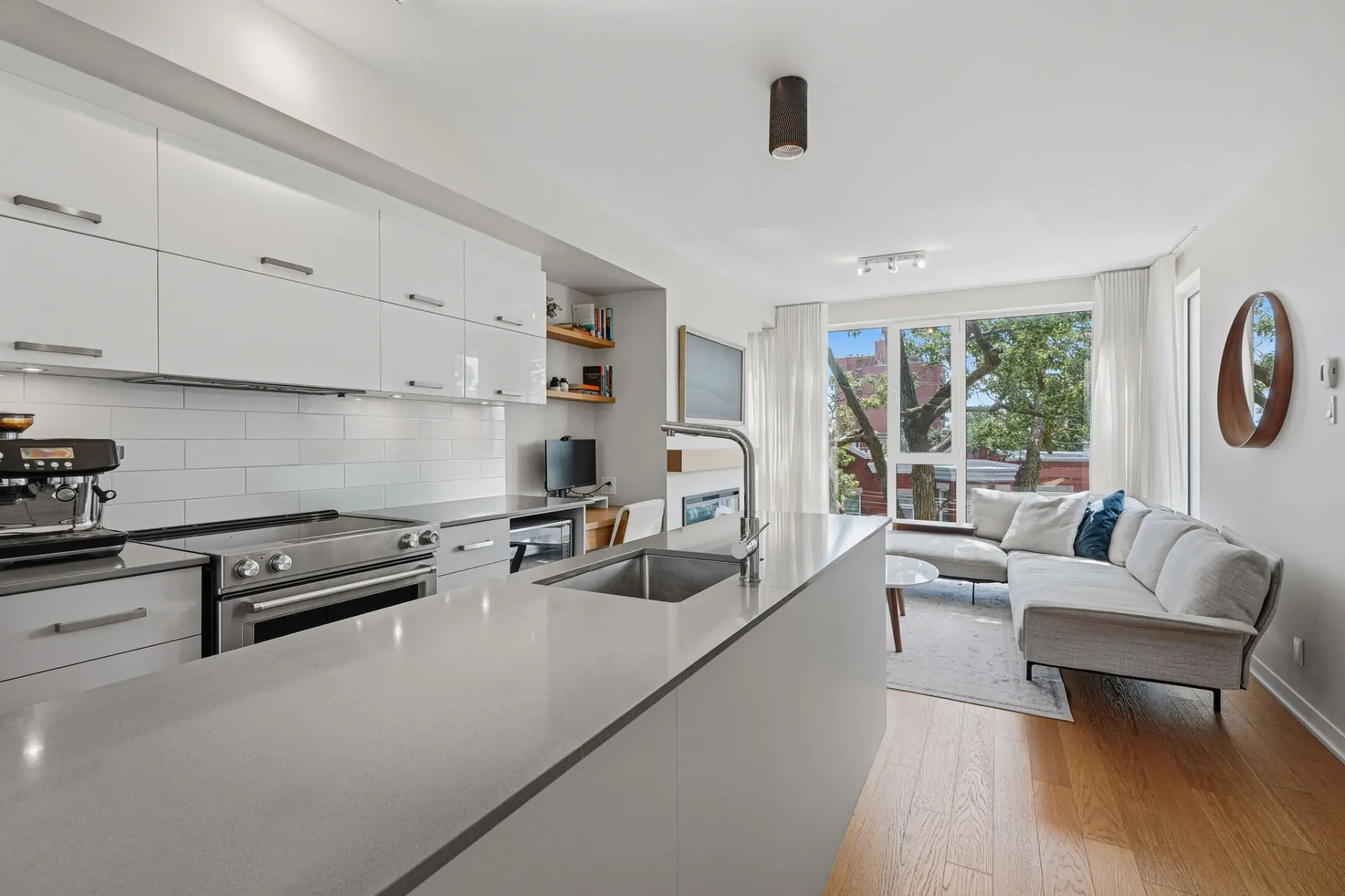 3475 Av. Prud'homme, # 301 — photo 3