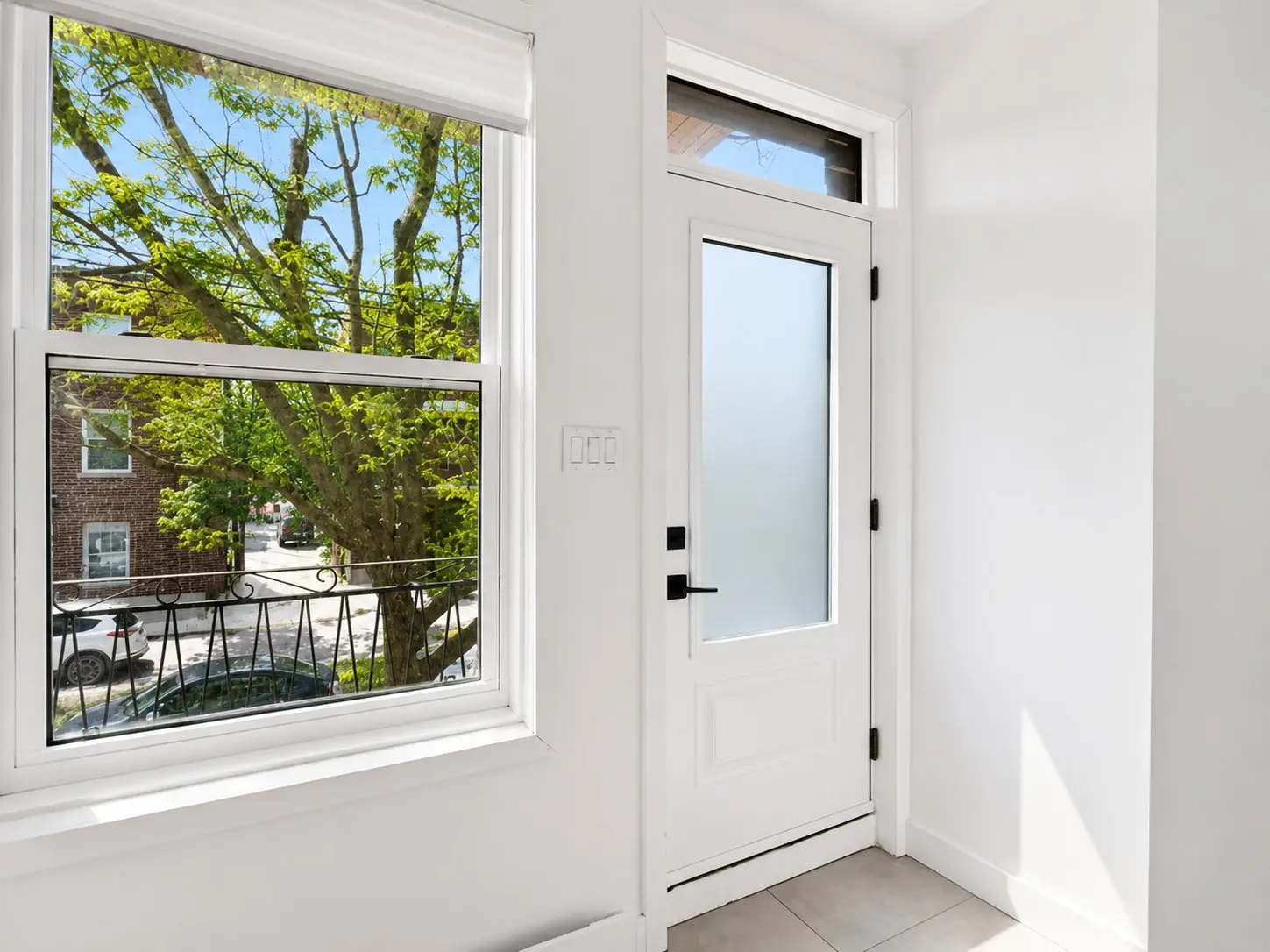 1815 Av. Bennett — photo 2