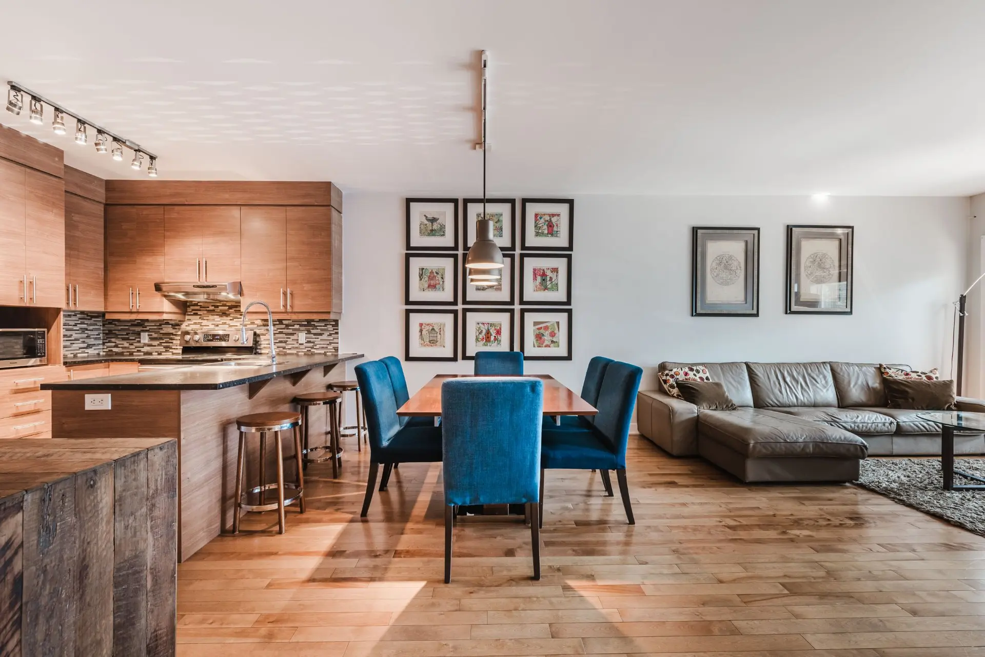 1910 Av. des Érables, # 3 — photo 3