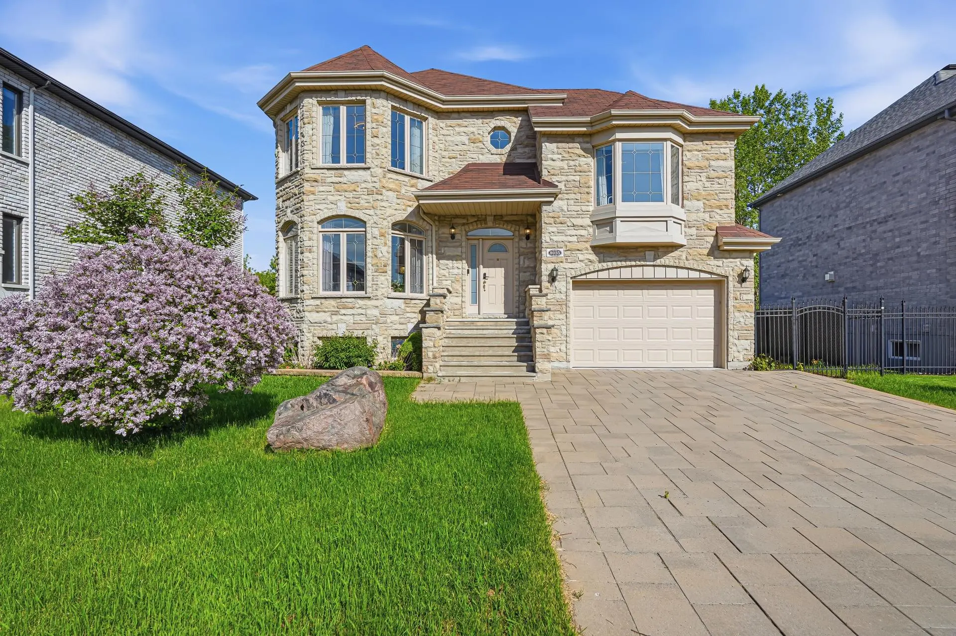 8035 Rue de Lausanne, Brossard — photo 1