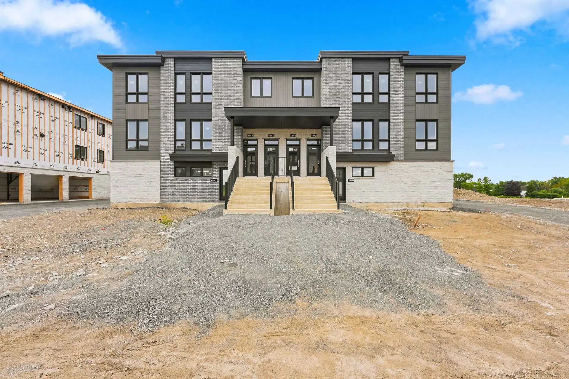 1350 Rue Marcel-De La Sablonnière — photo 1