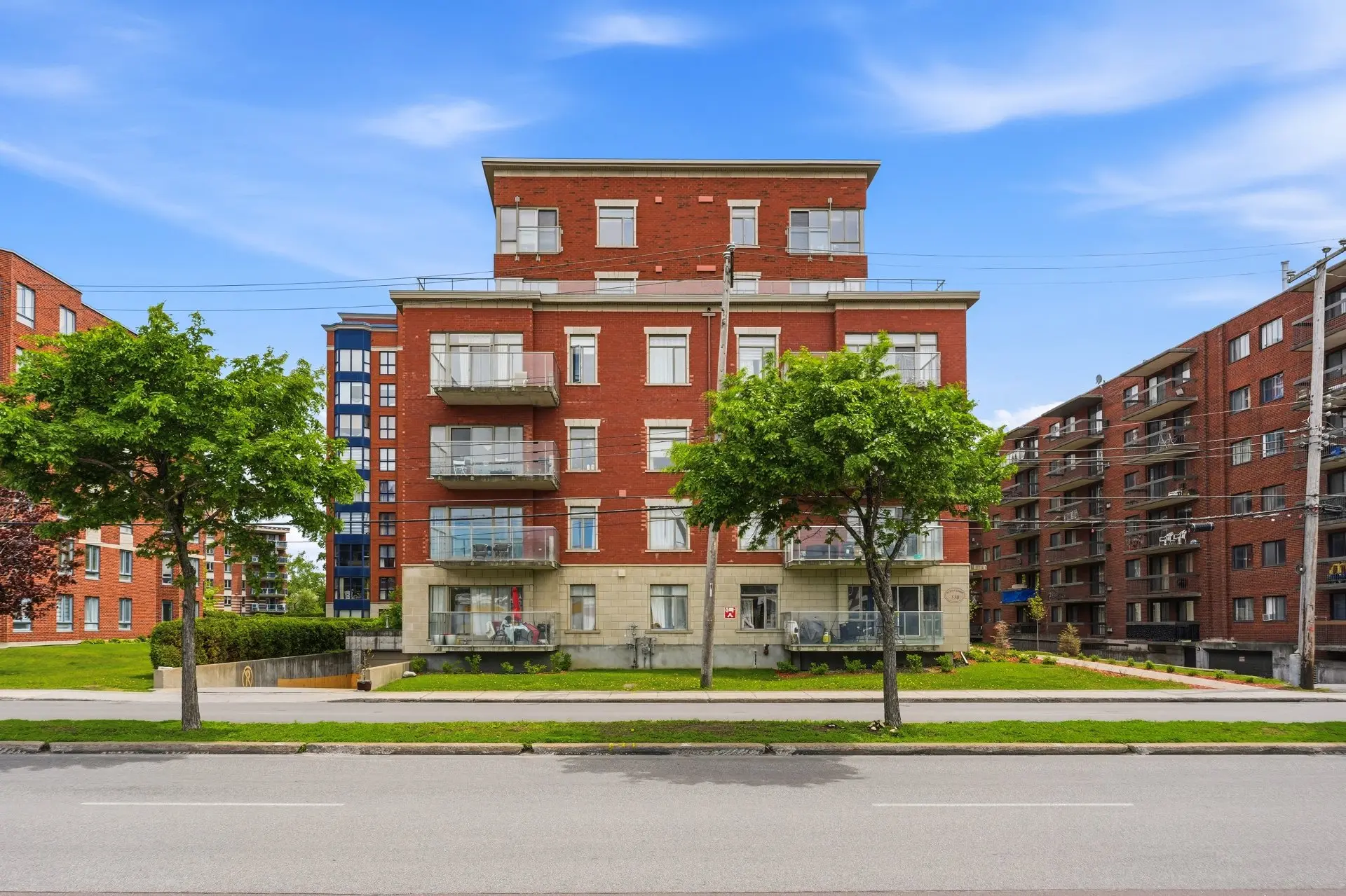 550 Boul. de la Côte-Vertu, # 301 — photo 2