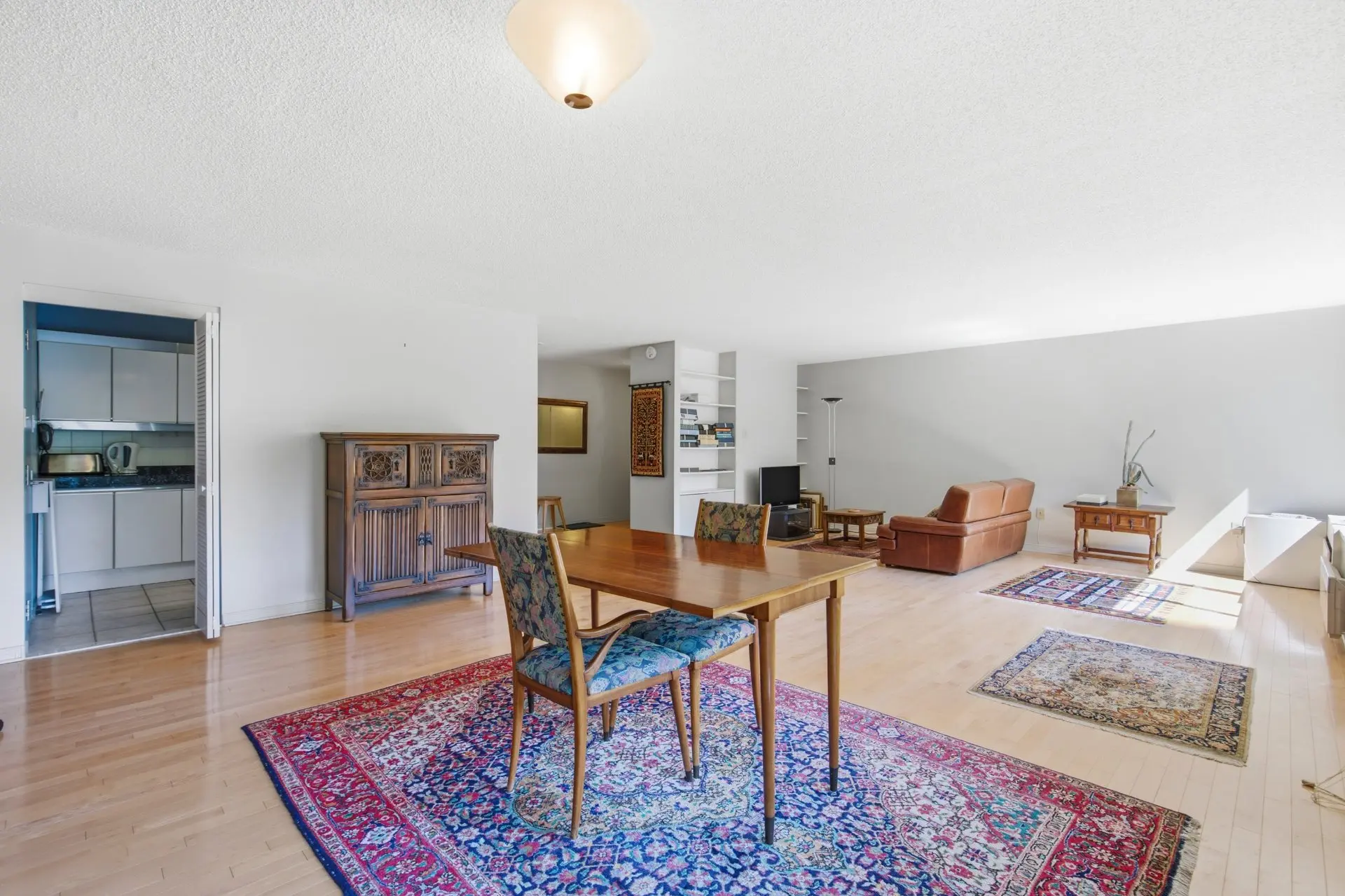3450 Rue Redpath, # 202 — photo 3