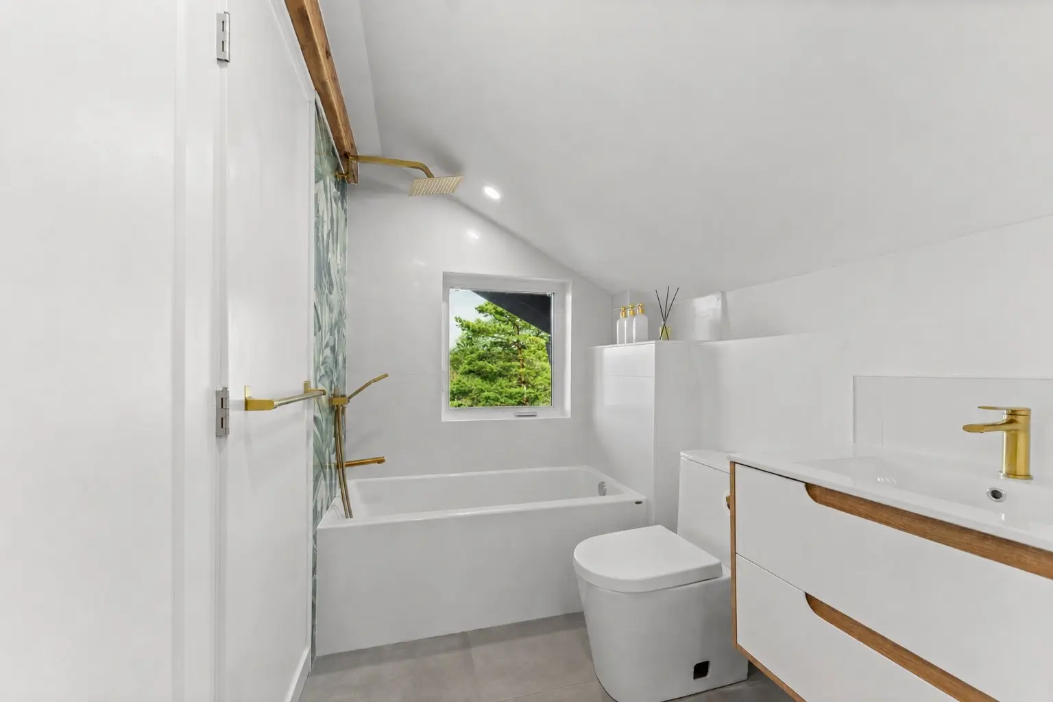 Salle de bains attenante à la CCP