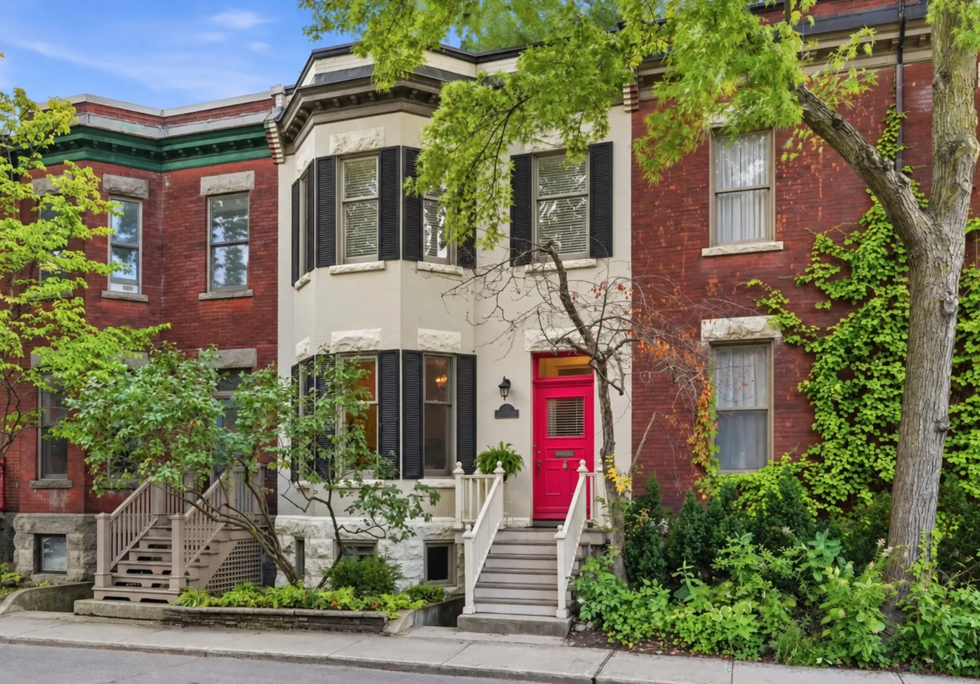 44 Av. Burton, Westmount — photo 1