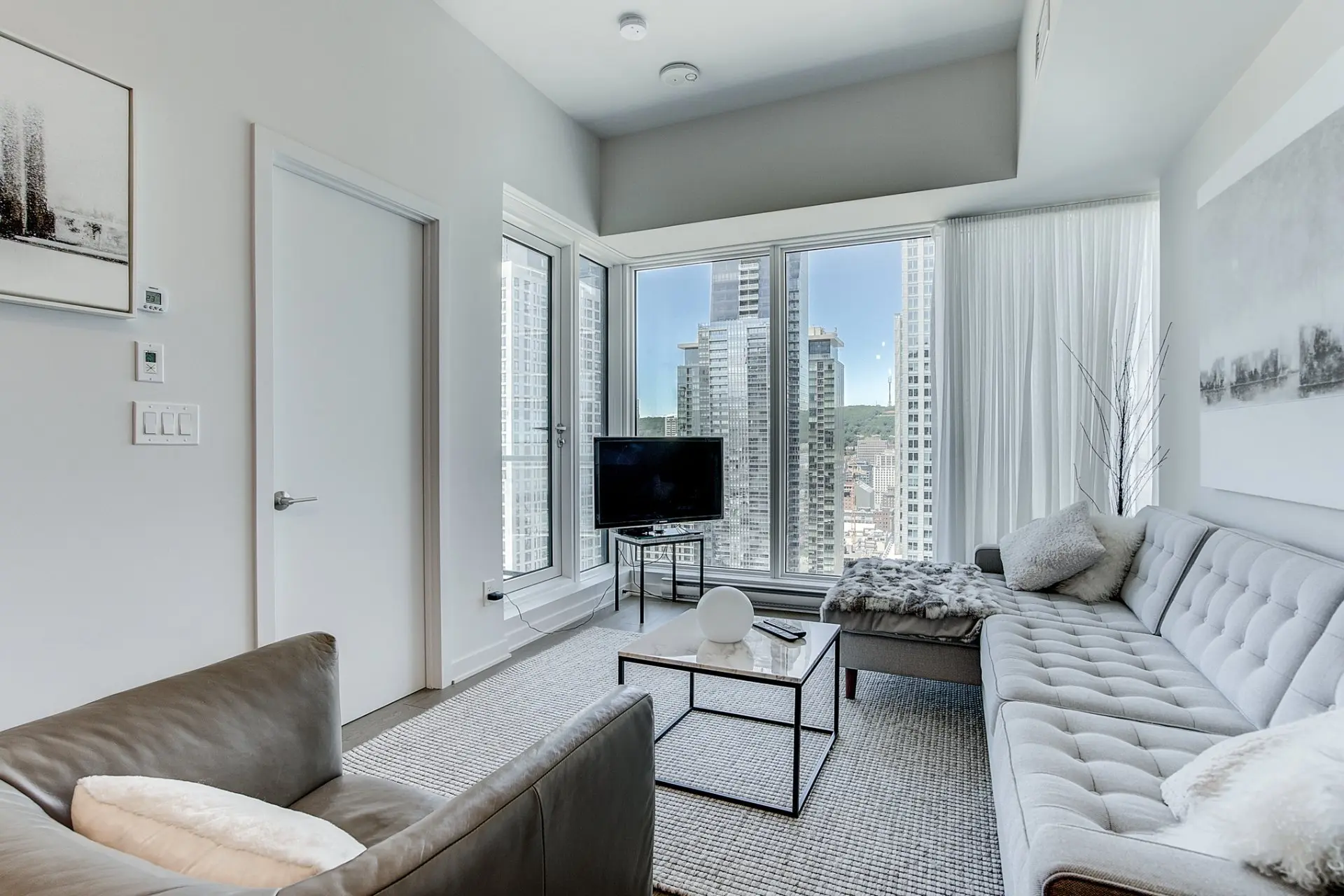 1188 Rue St-Antoine O., # 3809 — photo 1