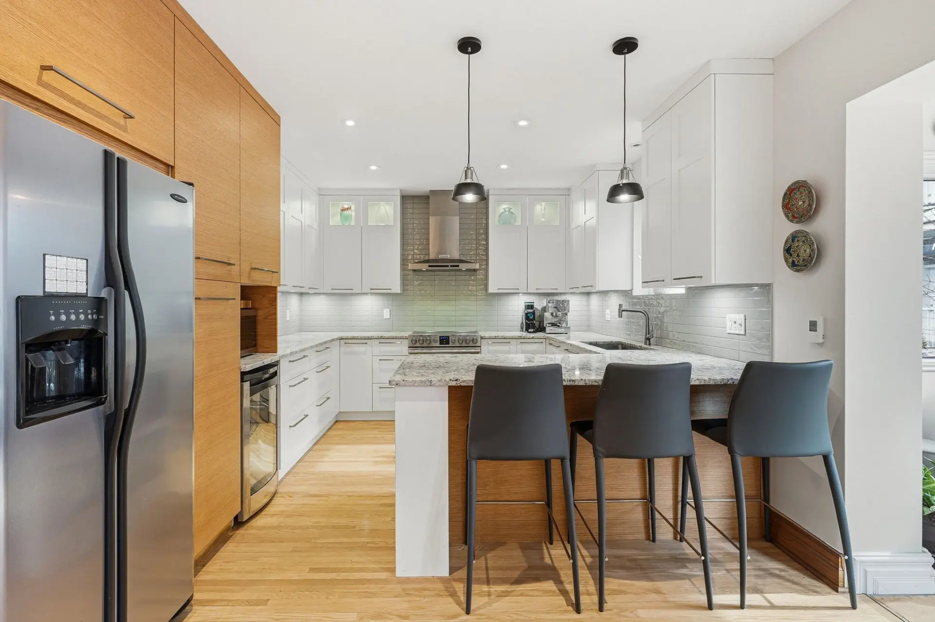 226 Av. Willowdale — photo 3
