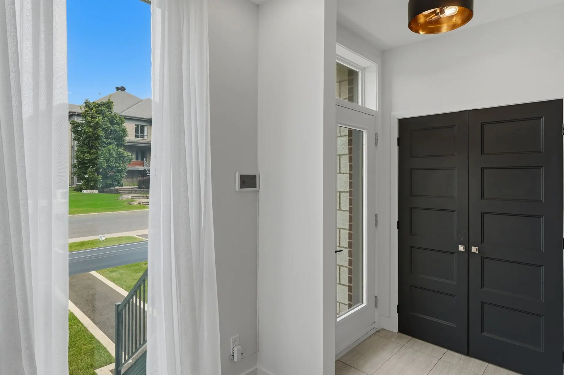 1365 Rue des Tilleuls, Saint-Bruno-de-Montarville — photo 3