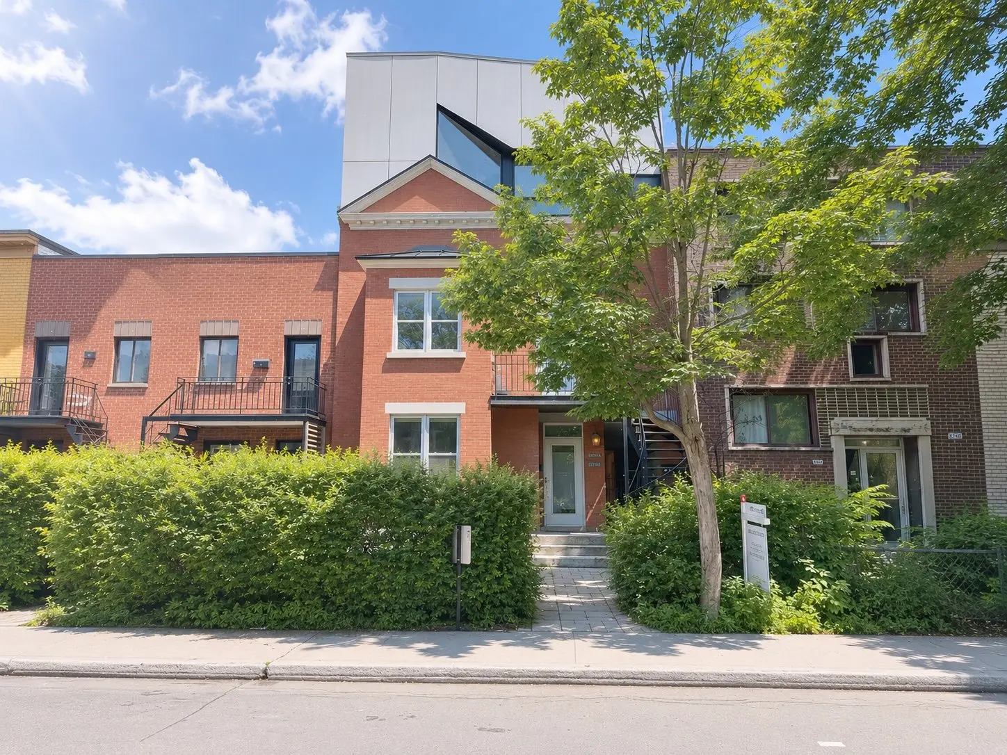5755 Rue Waverly — photo 1